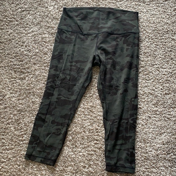 lululemon athletica Other - Lululemon Align cropped leggings